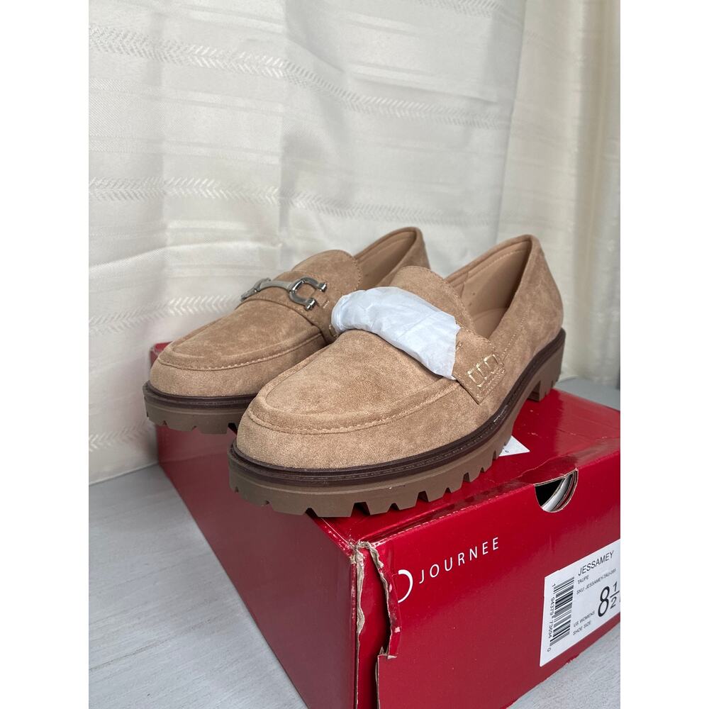 Journee Collection Jessamey Horse Bit Loafer Flats Taupe Suede Size 8.5 - Picture 9 of 12